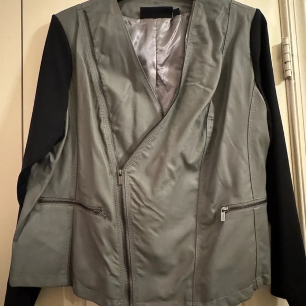 Dash by Kardashian Ash Gray and Black Jacket Size 2x NWT - Picture 1 of 5